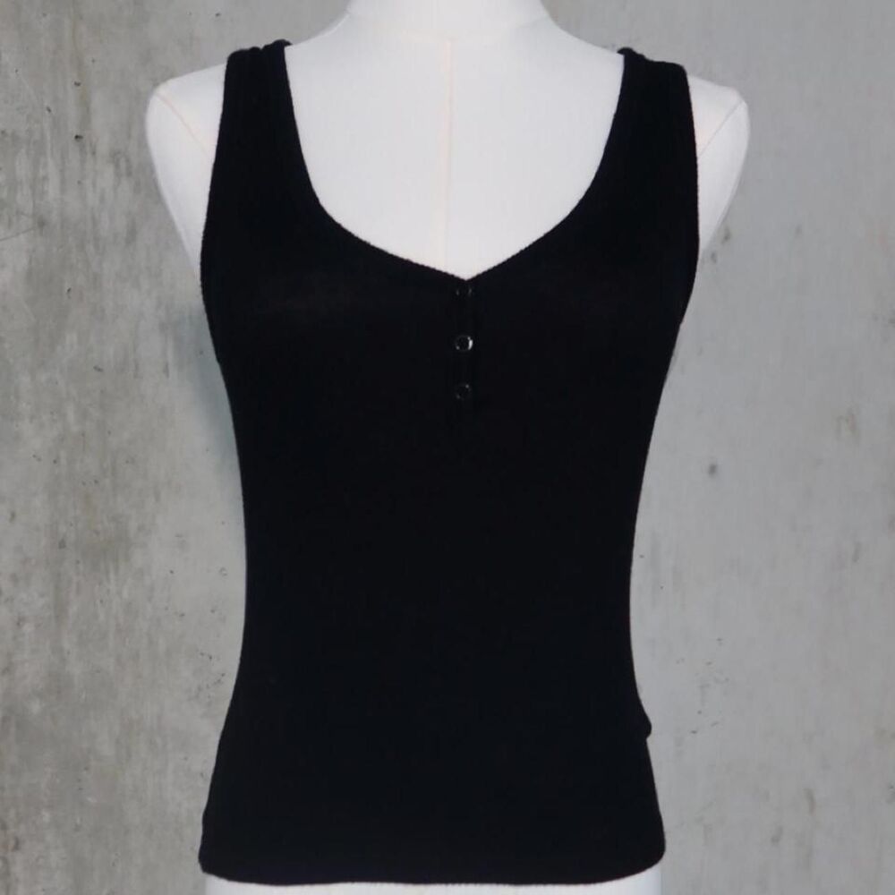 Gentle-fawn Women's Black Vest